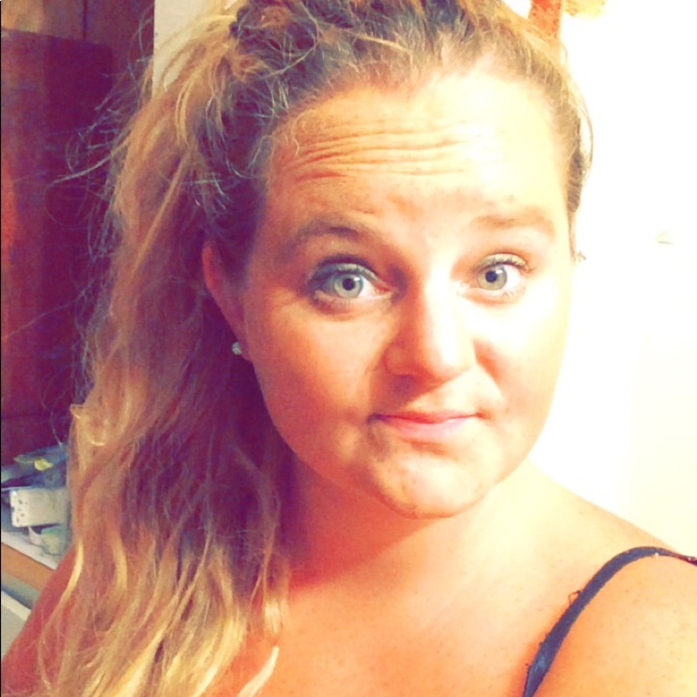 Meet your Posher, Kristina